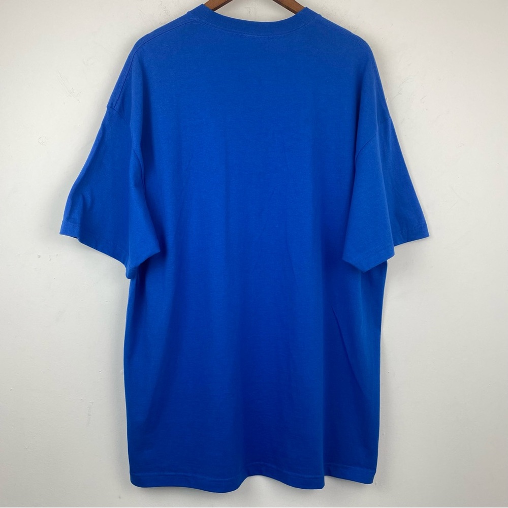 Walt Disney World size 2XL Blue Magic Kingdom Mickey Minnie Short Sleeve T-shirt - Picture 7 of 7